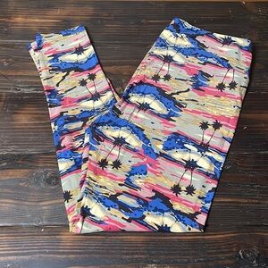 TC NWOT LuLaRoe Leggings G01 6374